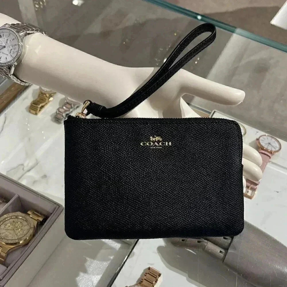 COACH Corner Zip Wristlet 58032 IMBLK